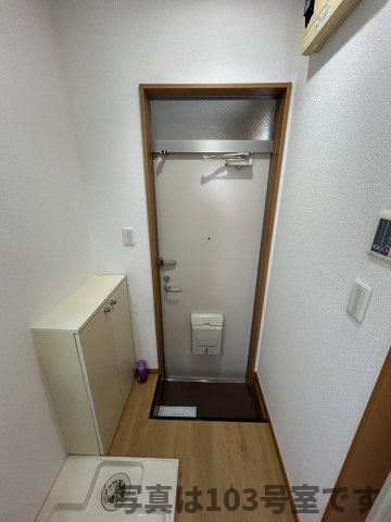 エソールTSの玄関写真