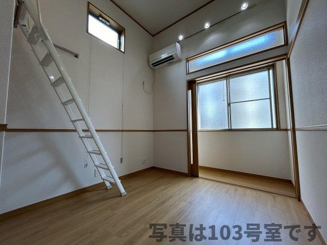 エソールTSの居間写真