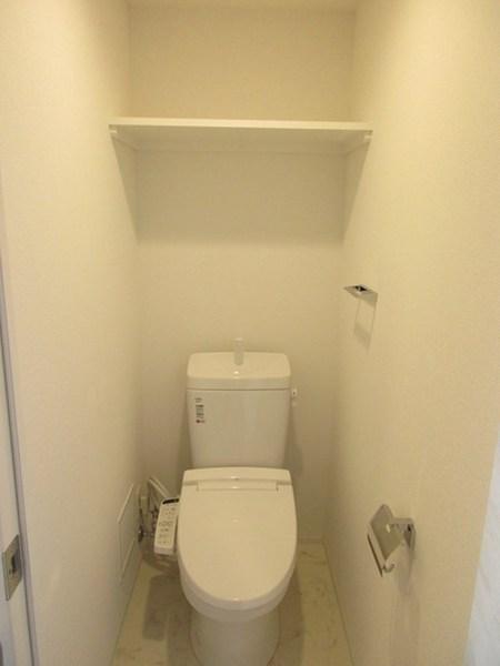 都営大江戸線 門前仲町駅 徒歩1分 15階建 築10年のトイレ写真