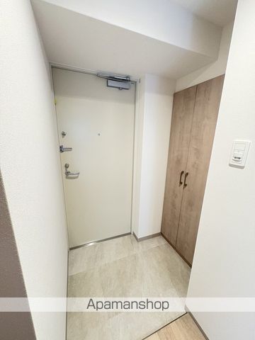 地下鉄長堀鶴見緑地線 長堀橋駅 徒歩5分 15階建 新築の玄関写真