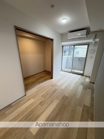 地下鉄長堀鶴見緑地線 長堀橋駅 徒歩5分 15階建 新築の居間写真