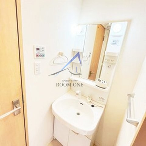 洗面設備　洗面台です。