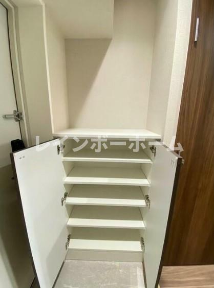 玄関　シンプルで使いやすい玄関です