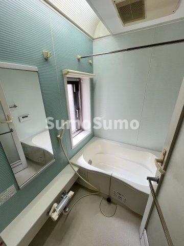 バス・シャワールーム　お風呂で日々の疲れを落としましょう