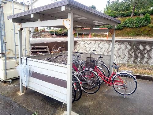 レオパレスアンゲネームの外観写真