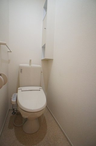 トイレ　シンプルで使いやすいトイレです