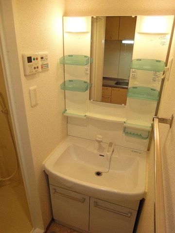 洗面設備　※反転タイプあり