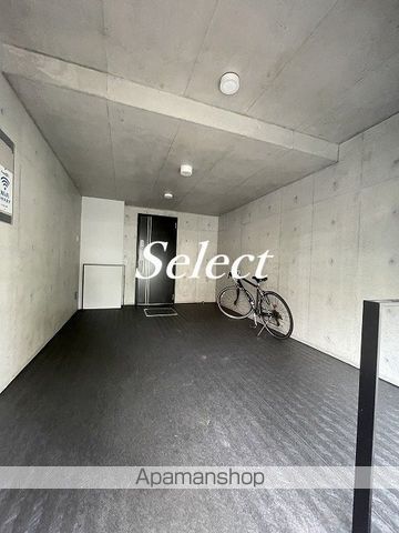 ブルーライン 三ツ沢下町駅 徒歩1分 5階建 築6年の外観写真