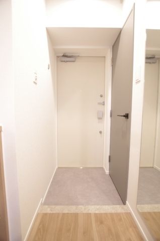 玄関　収納もある玄関です