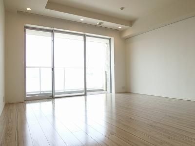 居室・リビング　ゆったりとした居間です