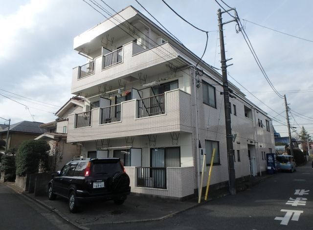 アドバンス拝島の外観写真
