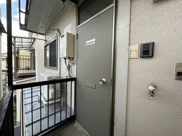 玄関　オルタシア千駄木　文京区千駄木４