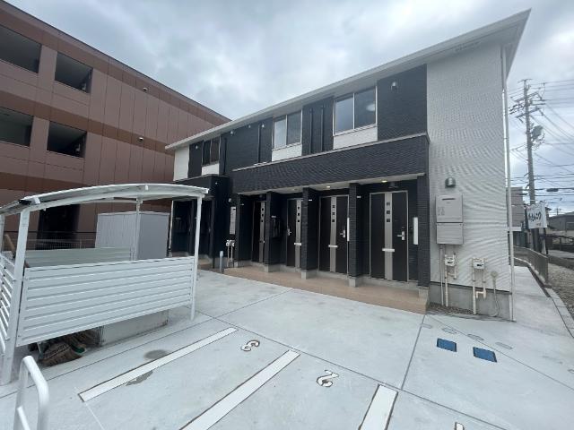 建物外観　外観写真（昼）