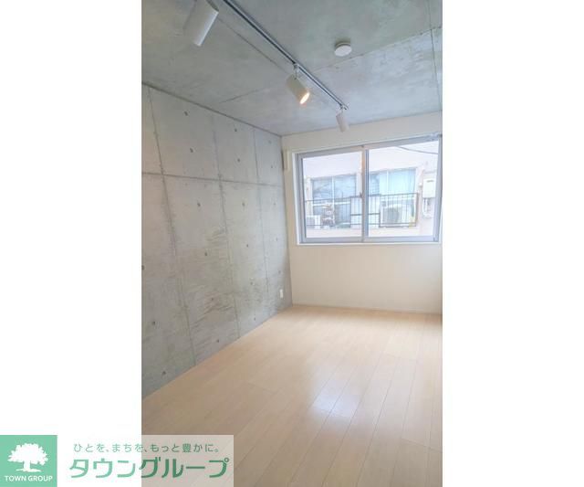 ブラン渋谷本町の居間写真