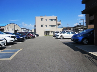 駐車場　BRAVE　COURT香里園