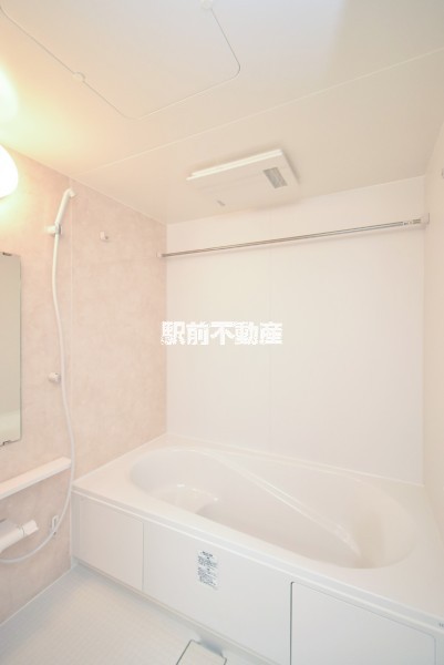 コンフォール・ロジェの風呂写真