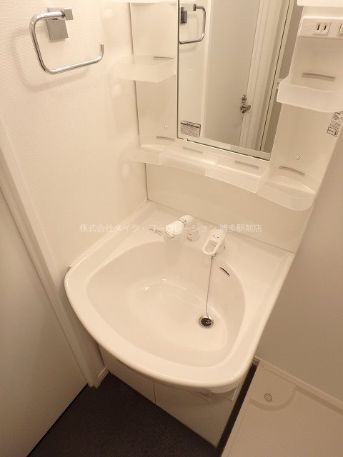 洗面設備　※写真は棟内別部屋参考写真