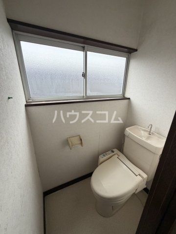 関東鉄道常総線 戸頭駅 徒歩5分 3階建 築32年のトイレ写真