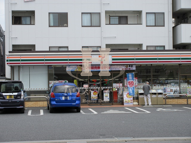 コンビニ　セブン-イレブン川口坂下２丁目店（コンビニ）まで176m