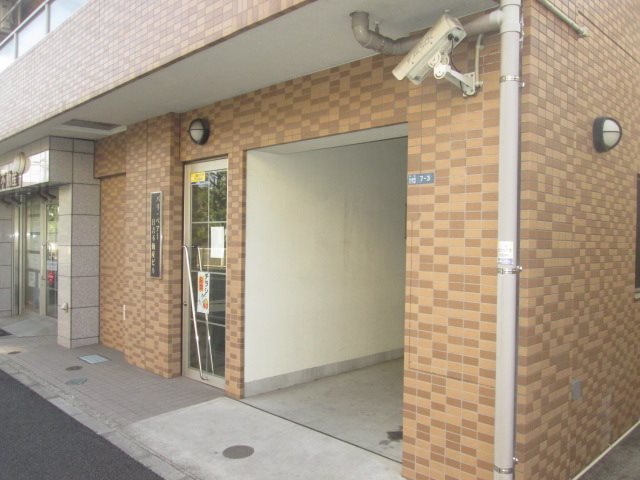 東急東横線 元住吉駅 徒歩16分 5階建 築21年の外観写真