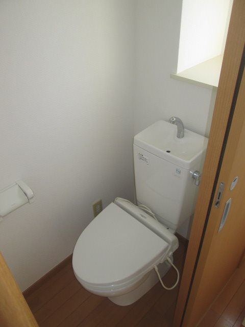 東急東横線 元住吉駅 徒歩16分 5階建 築21年のトイレ写真