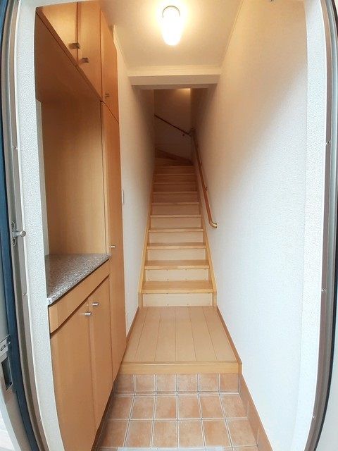 ＪＲ八高線 箱根ケ崎駅 徒歩8分 2階建 築19年の内装写真