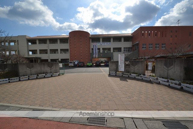 中学校　東広島市立黒瀬中学校（中学校）まで2417m