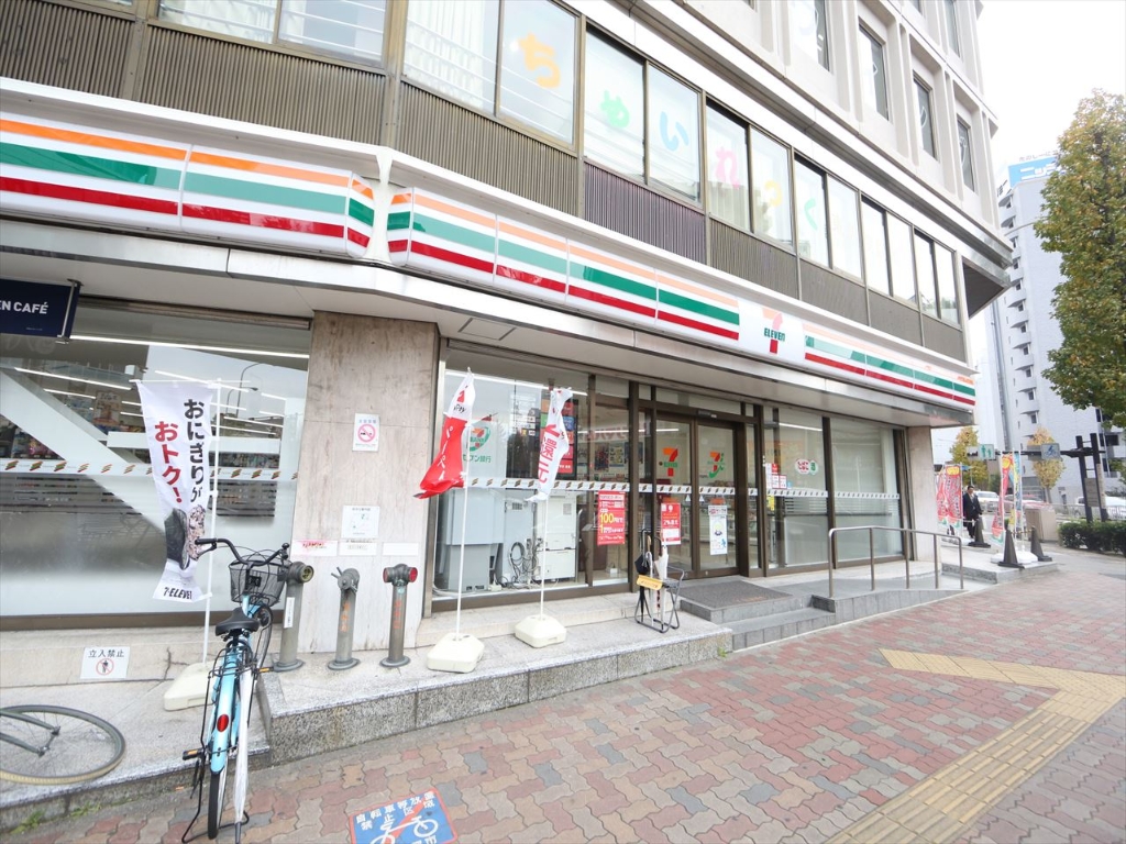 コンビニ　セブンイレブン 名古屋東別院駅南店 (コンビニ)（コンビニ）まで190m