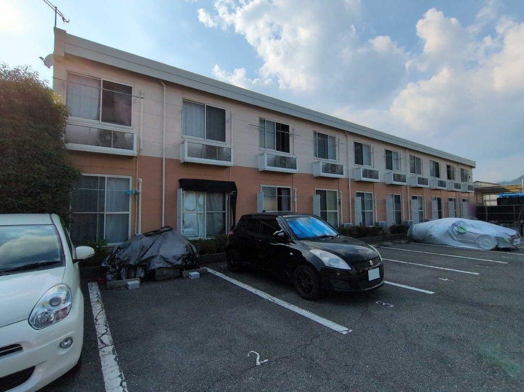 ＪＲ山陽本線 姫路駅 バス乗車時間：38分 最寄りバス停で下車 徒歩6分 築25年