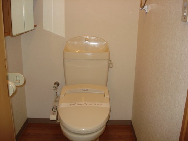 トイレ　シャワー付トイレ