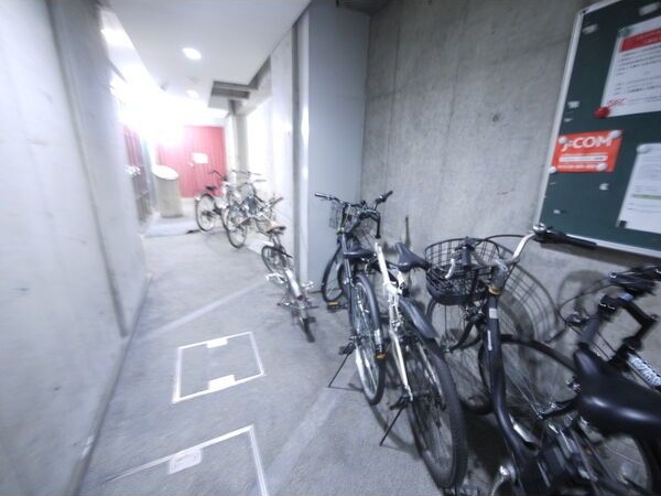 ＪＲ大阪環状線 福島駅 徒歩13分 8階建 築37年の外観写真