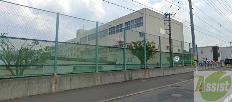小学校　札幌市立西野第二小学校（小学校）まで829m