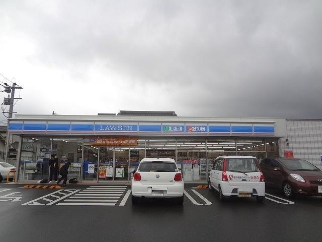 コンビニ　ローソン八幡竹末二丁目店（コンビニ）まで300m