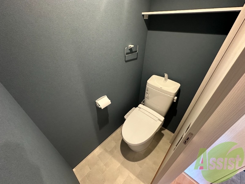 トイレ　こちらはトイレです。清潔感があり、安心して使用できます。