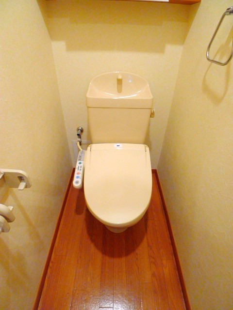 名鉄瀬戸線 小幡駅 徒歩15分 2階建 築17年のトイレ写真