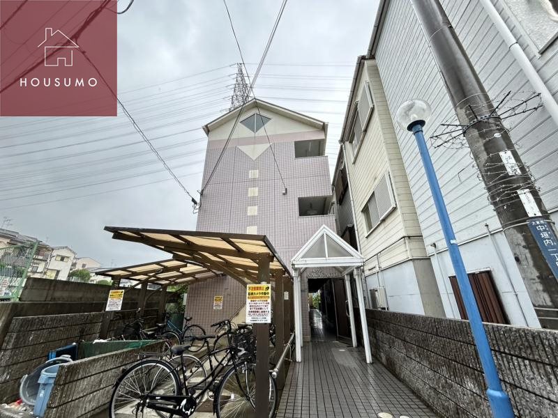 建物外観　外観は落ち着いています