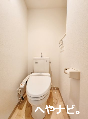 地下鉄鶴舞線 浅間町駅 徒歩9分 10階建 築18年のトイレ写真