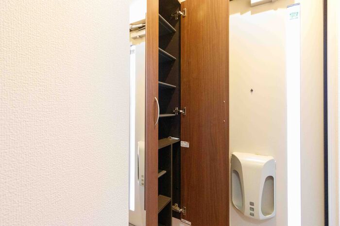 玄関　シューズ箱