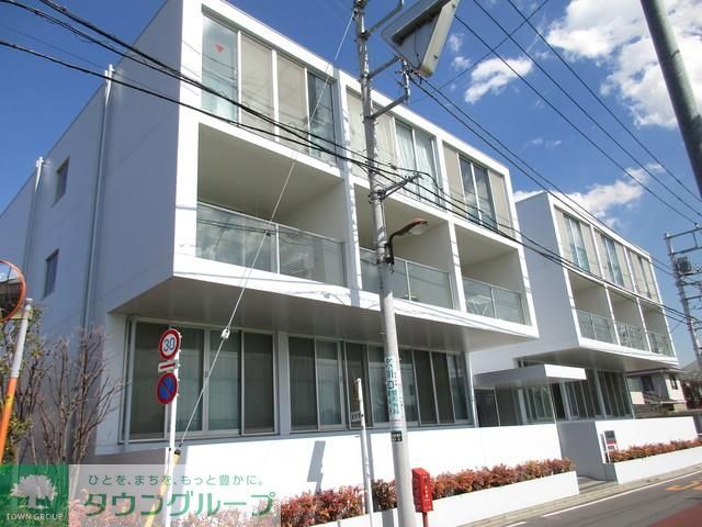 建物外観　2017年3月撮影