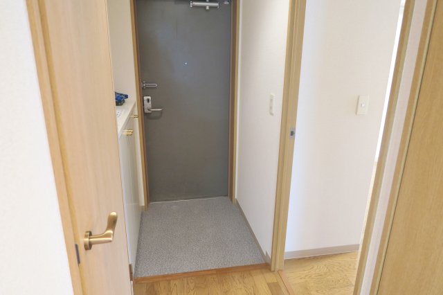 玄関　別号室の参考写真です