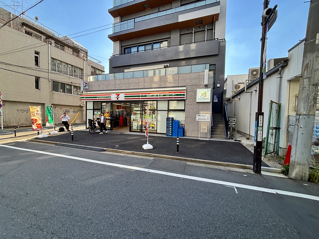 コンビニ　セブンイレブン沼袋駅北店（コンビニ）まで162m
