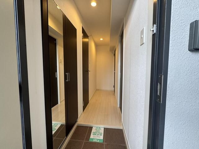 ラフィーナパレス南宮崎の玄関写真
