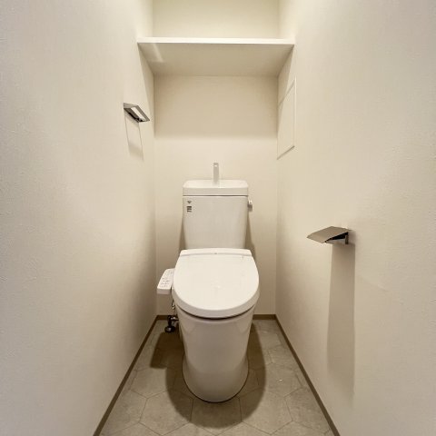 トイレ　同仕様タイプです