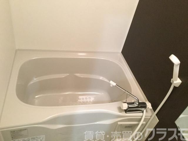 バス・シャワールーム　浴室乾燥機付きバス♪