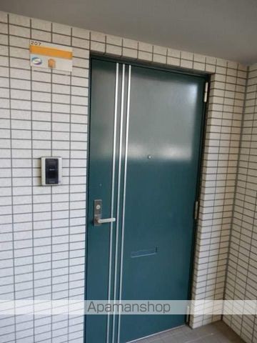 ＪＲ中央本線 大曽根駅 徒歩4分 14階建 築30年の玄関写真