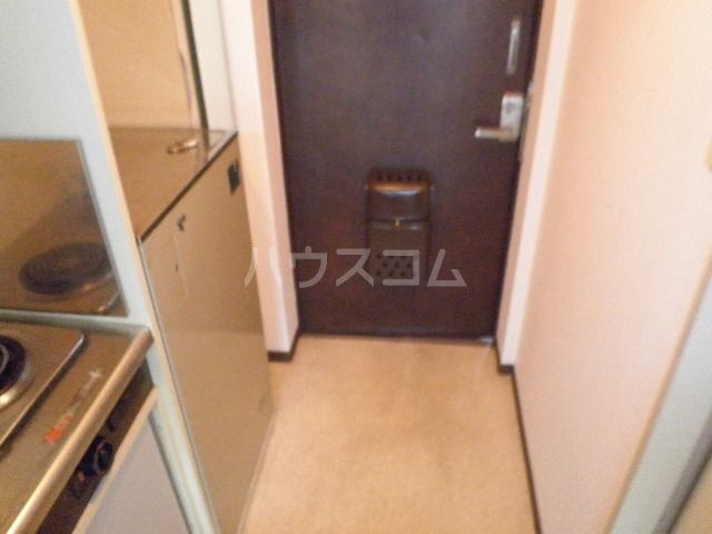 プレスイン山王の玄関写真