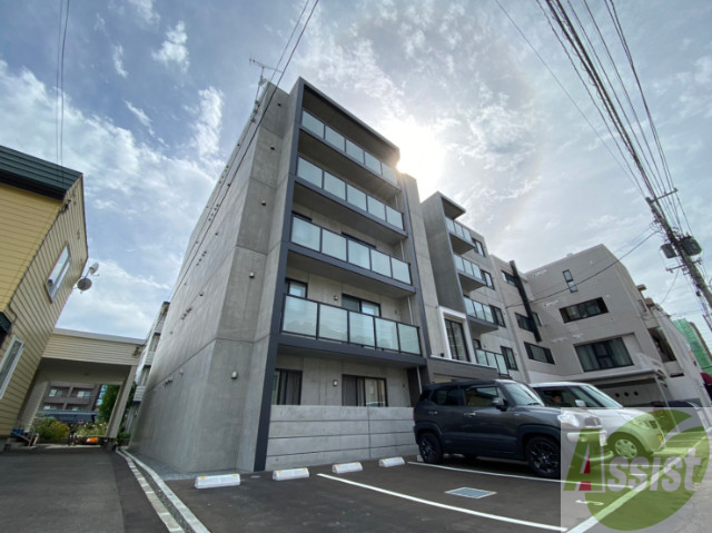 建物外観　札幌市中央区北３条「ウエリスアーバン円山北３条」
