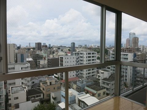 バルコニー　バルコニー付きです