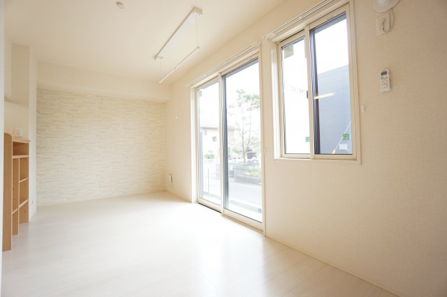 その他　※同物件・反転タイプの写真です。