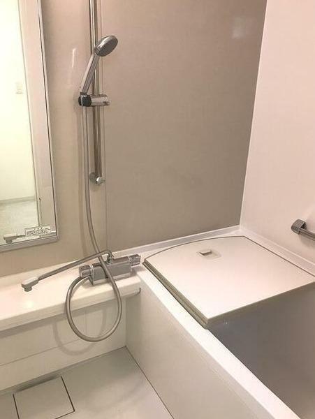 バス・シャワールーム　別部屋の参考写真です。現況有姿